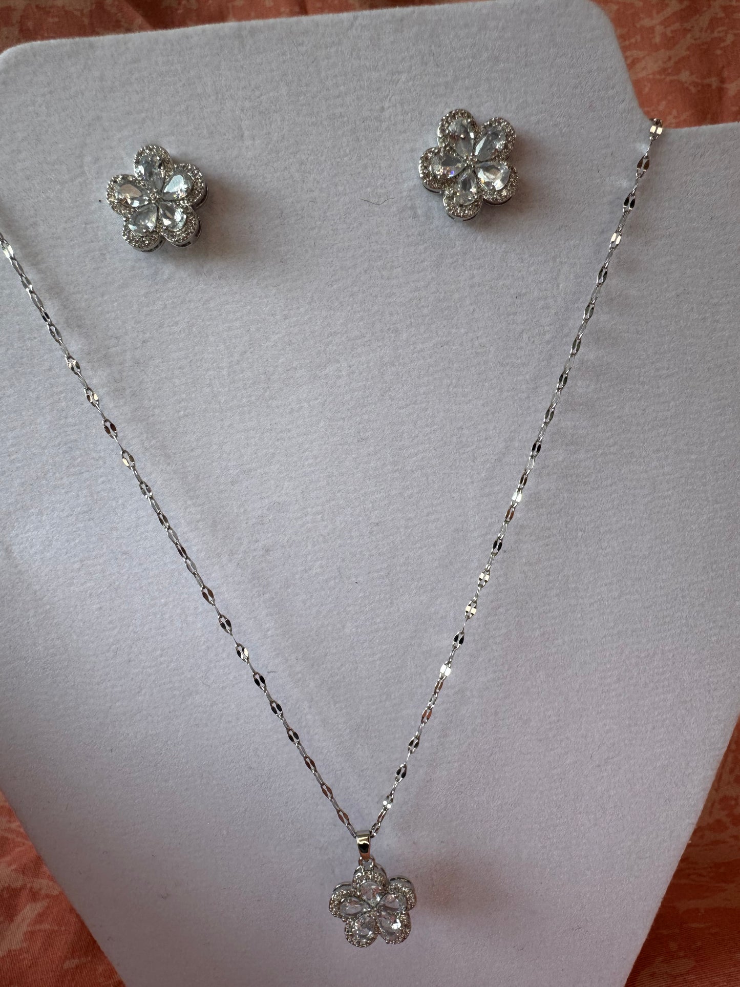 Conjunto Aurora