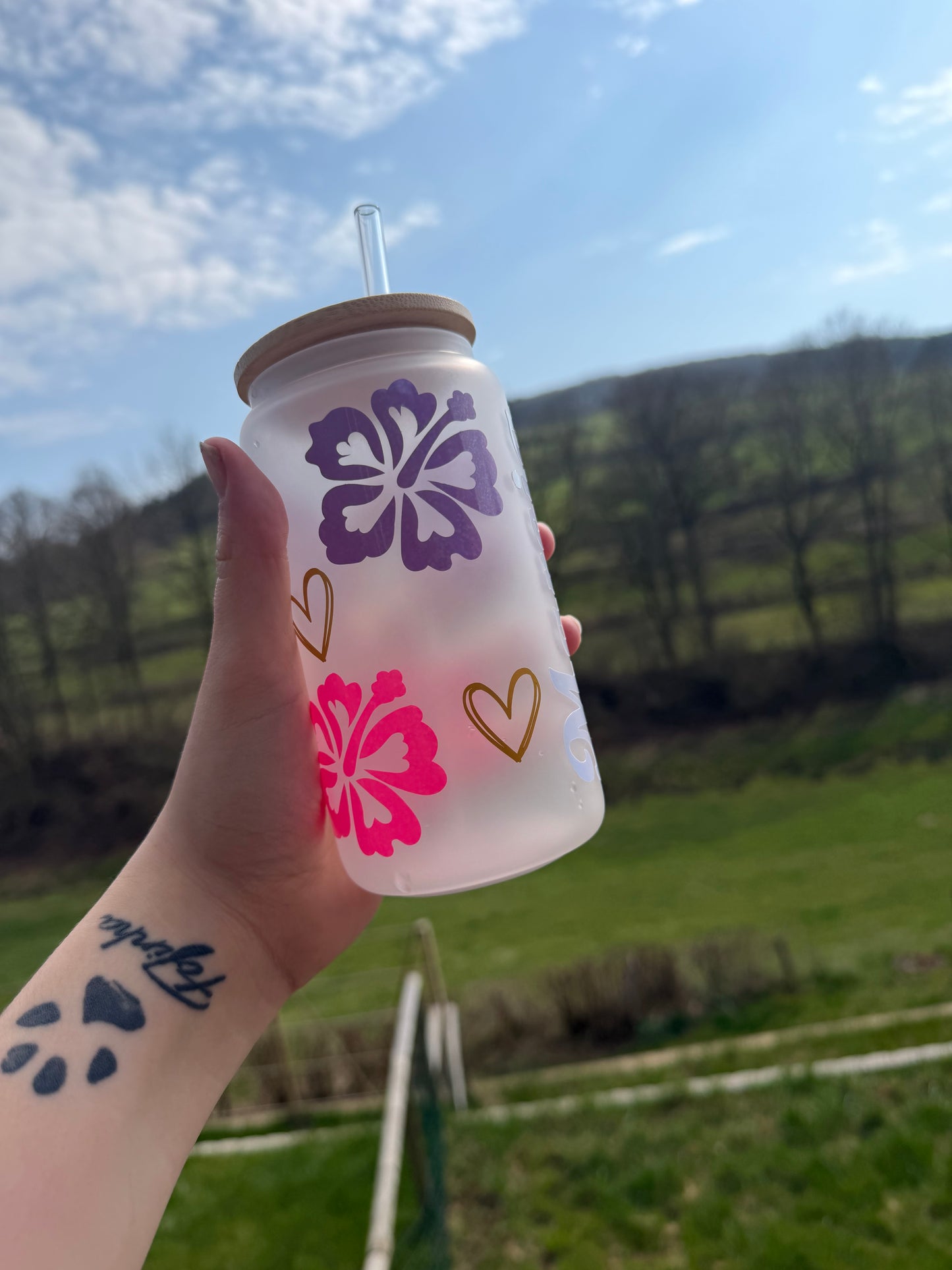 Glass cup