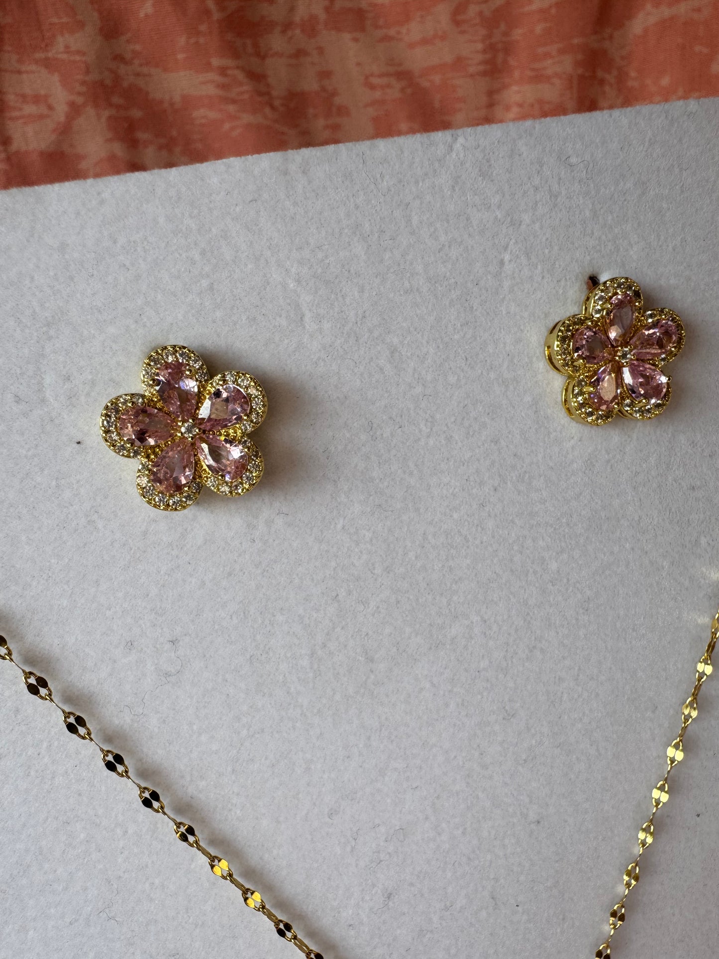 Conjunto Aurora